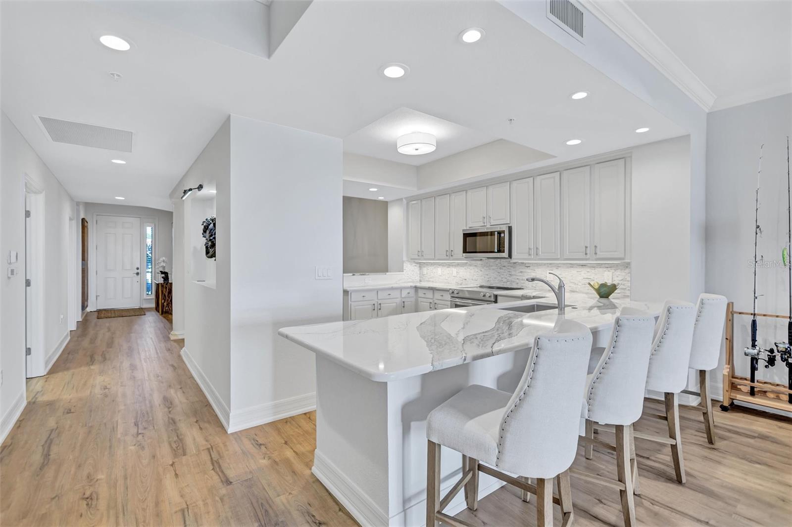 Image 18 of 71 For 5100 Jessie Harbor Drive 304