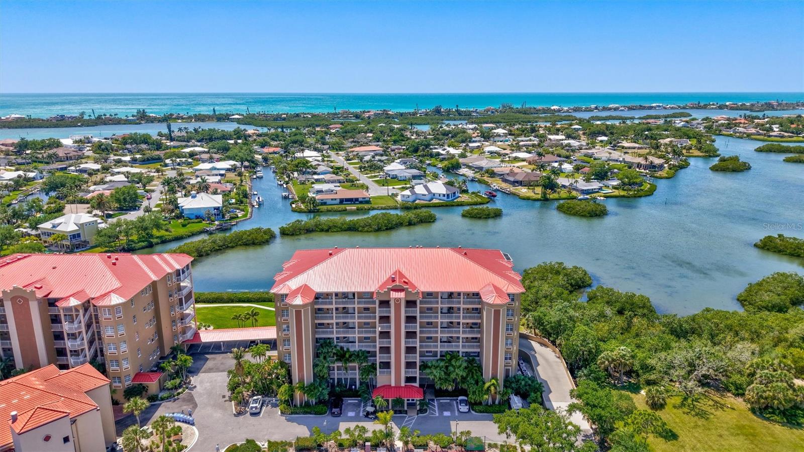 Image 2 of 71 For 5100 Jessie Harbor Drive 304