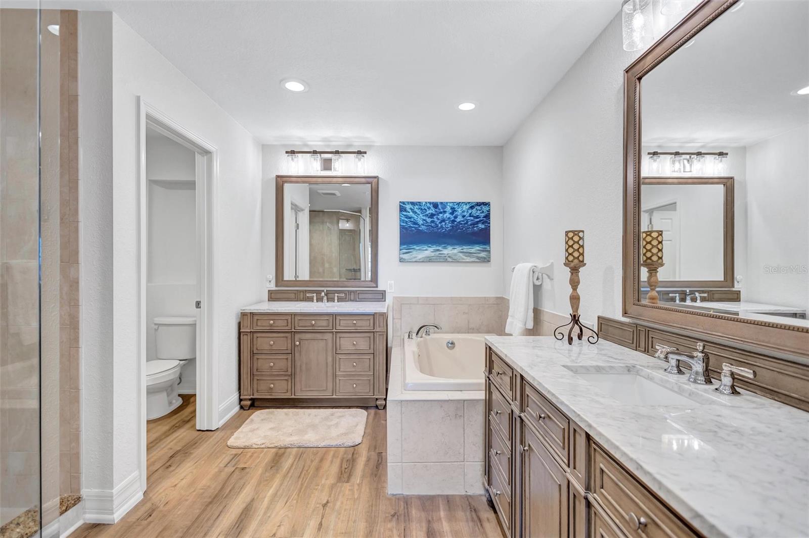 Image 33 of 71 For 5100 Jessie Harbor Drive 304