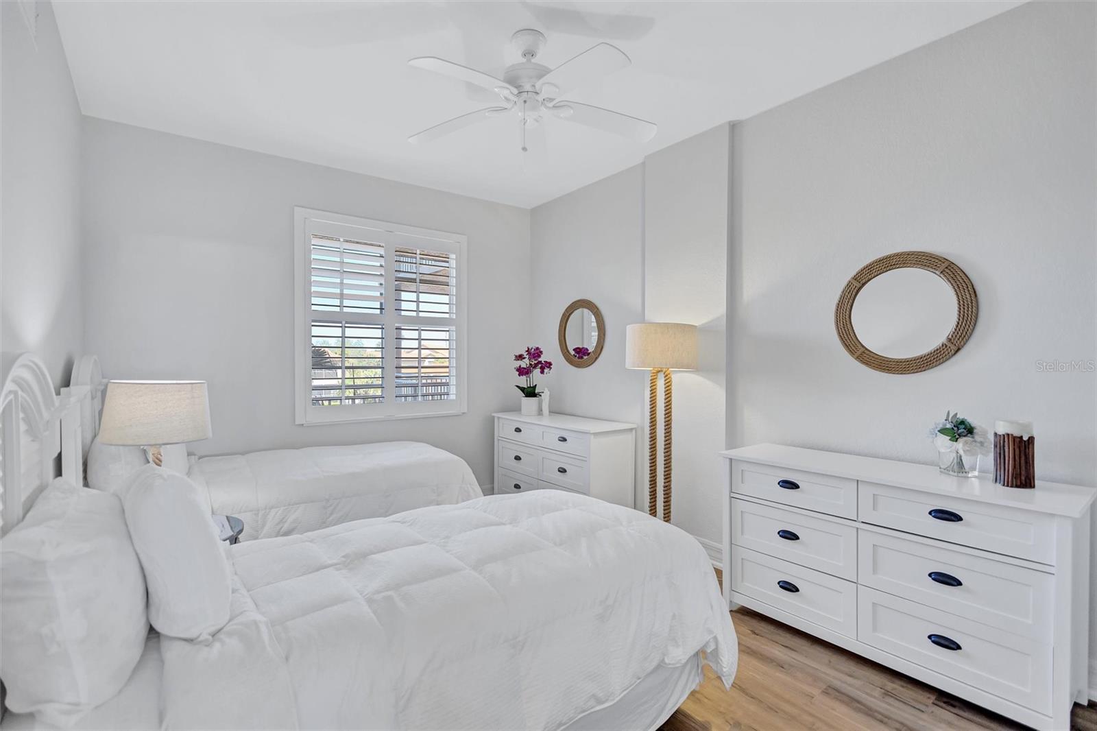 Image 41 of 71 For 5100 Jessie Harbor Drive 304