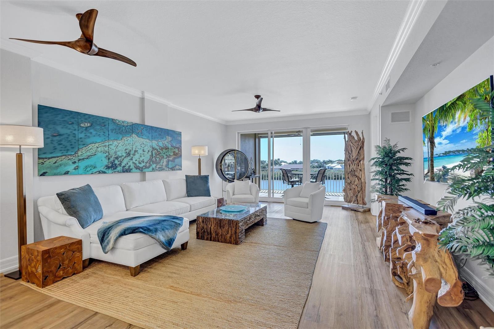 Image 7 of 71 For 5100 Jessie Harbor Drive 304