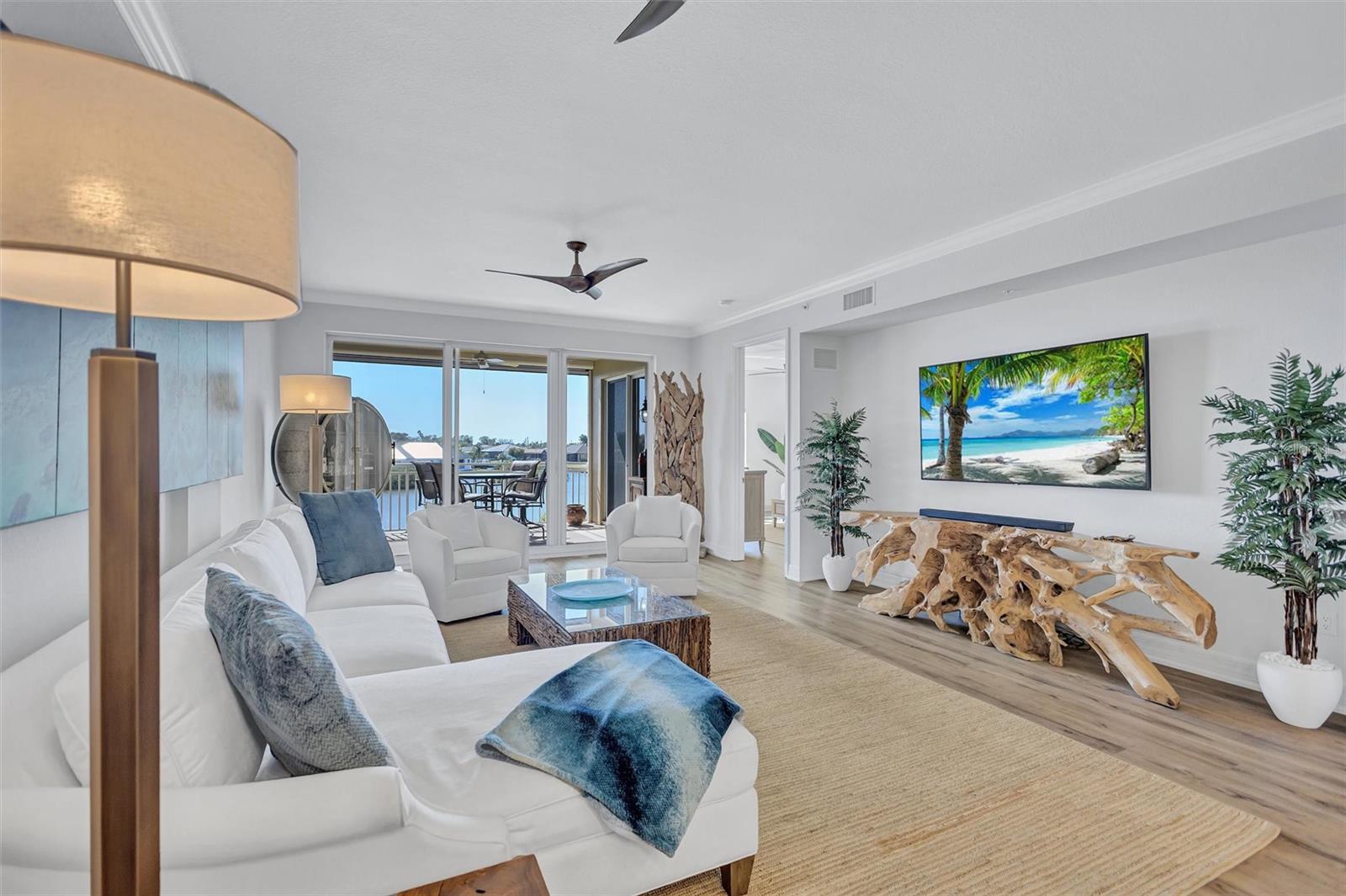 Image 8 of 71 For 5100 Jessie Harbor Drive 304