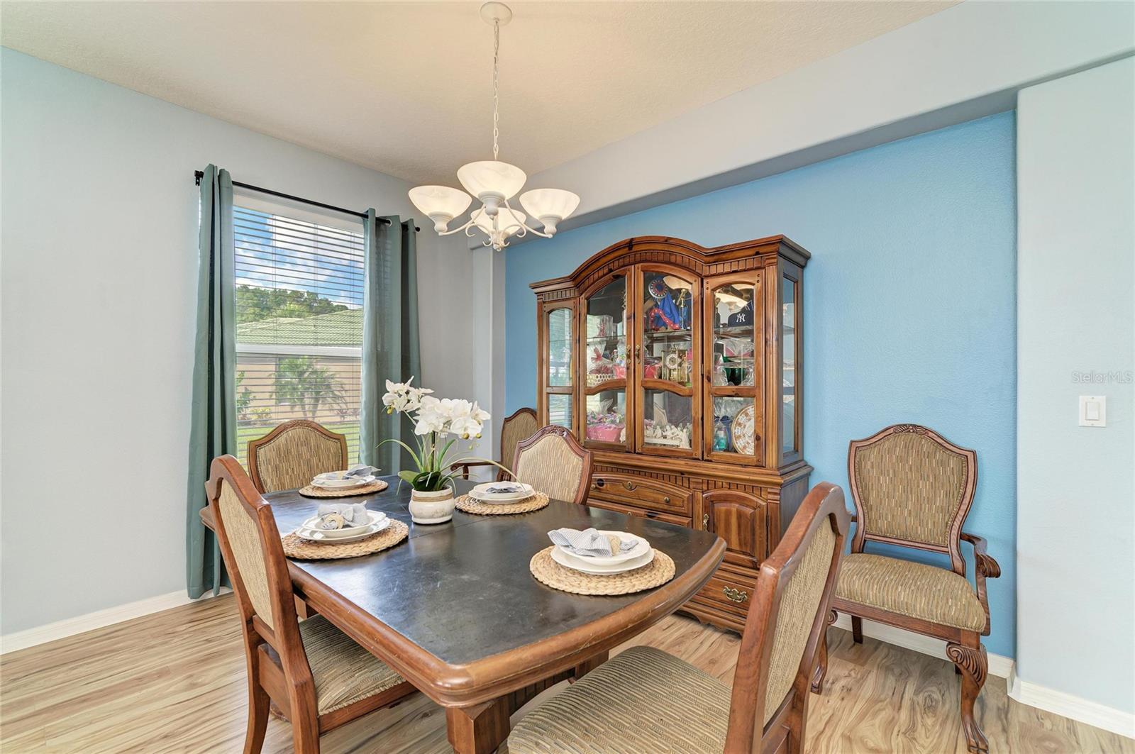 Image 13 of 56 For 9035 Willowbrook Circle