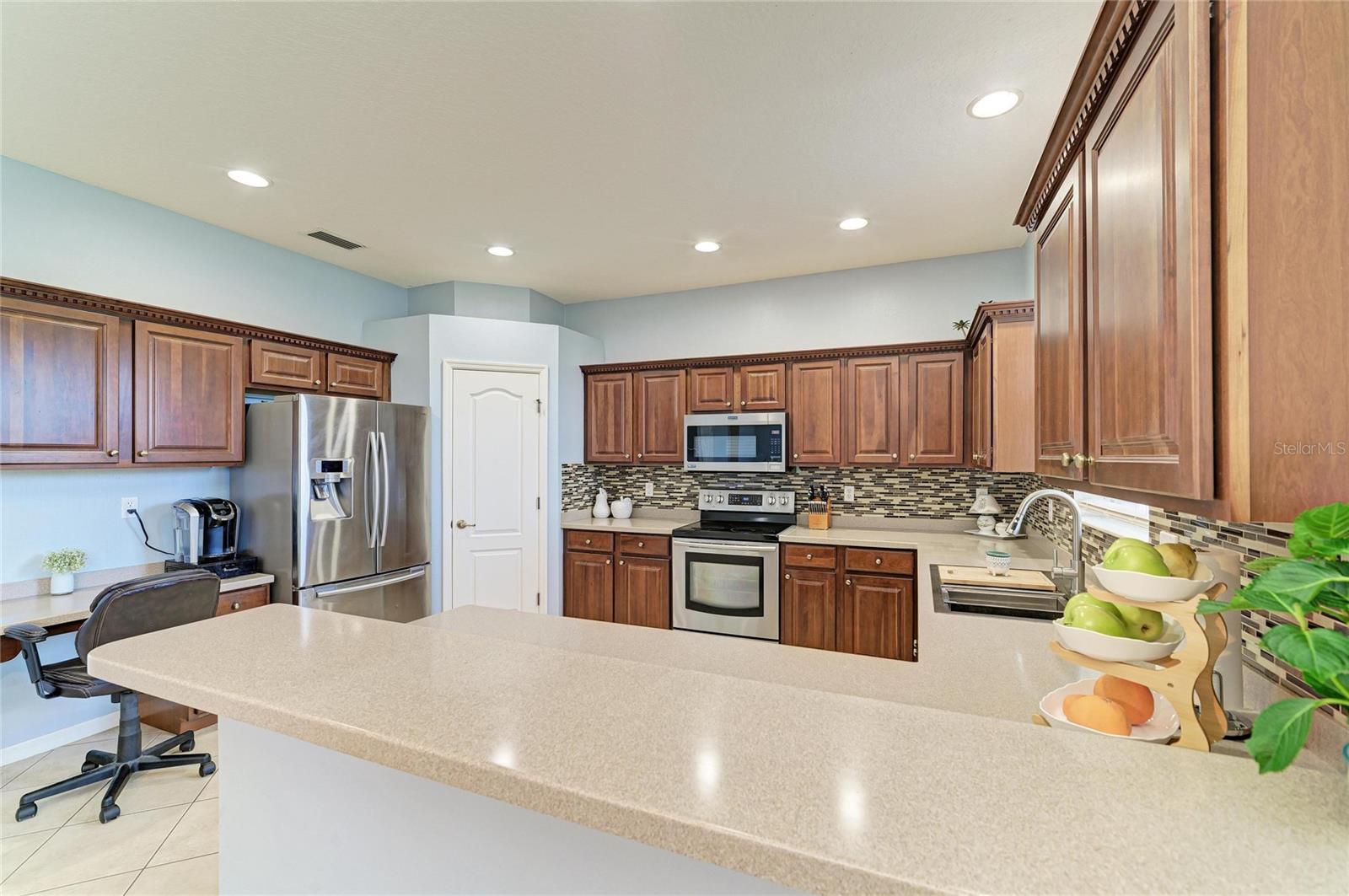 Image 16 of 56 For 9035 Willowbrook Circle