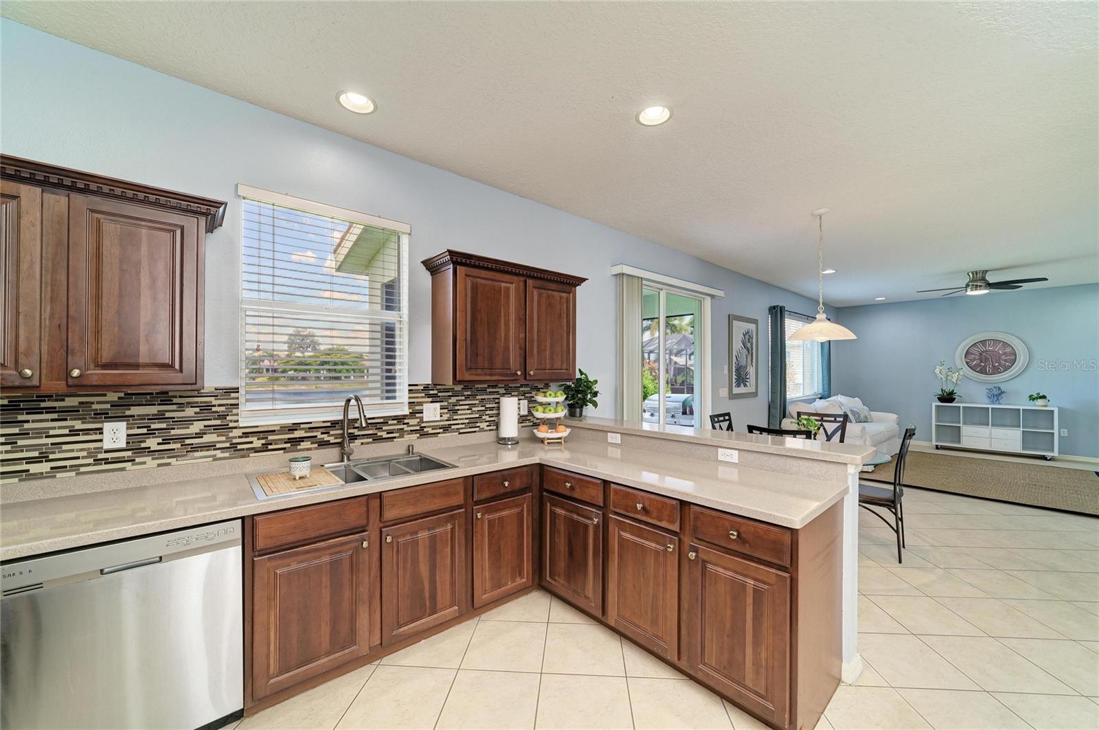 Image 20 of 56 For 9035 Willowbrook Circle