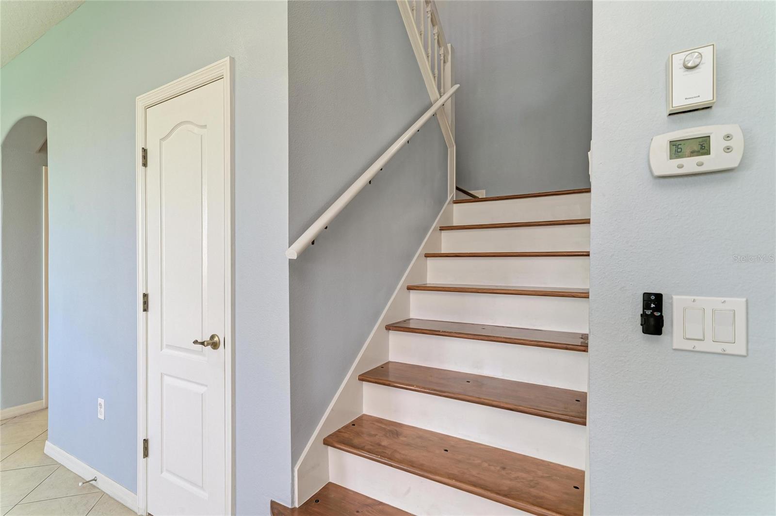 Image 25 of 56 For 9035 Willowbrook Circle