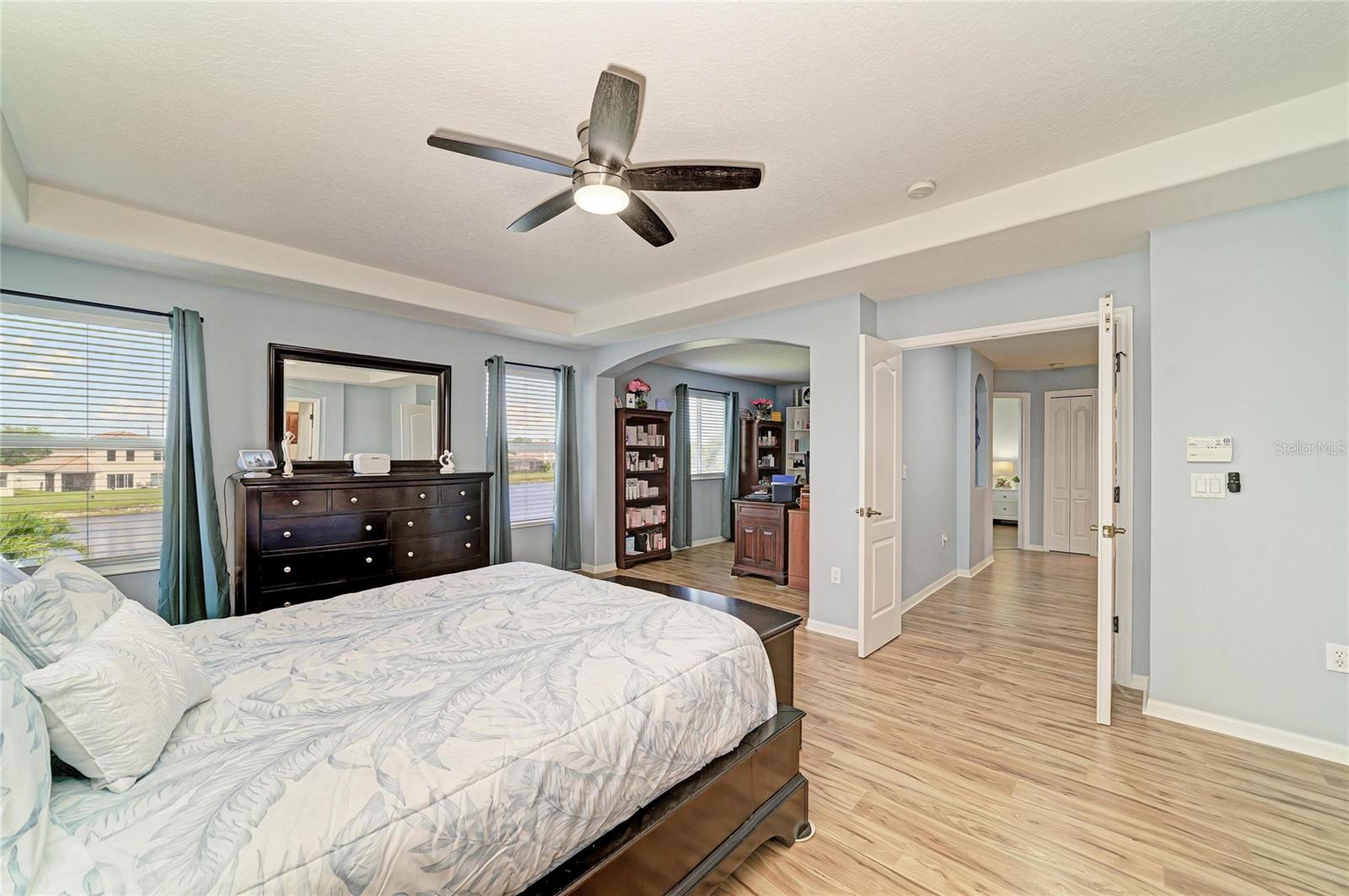 Image 27 of 56 For 9035 Willowbrook Circle