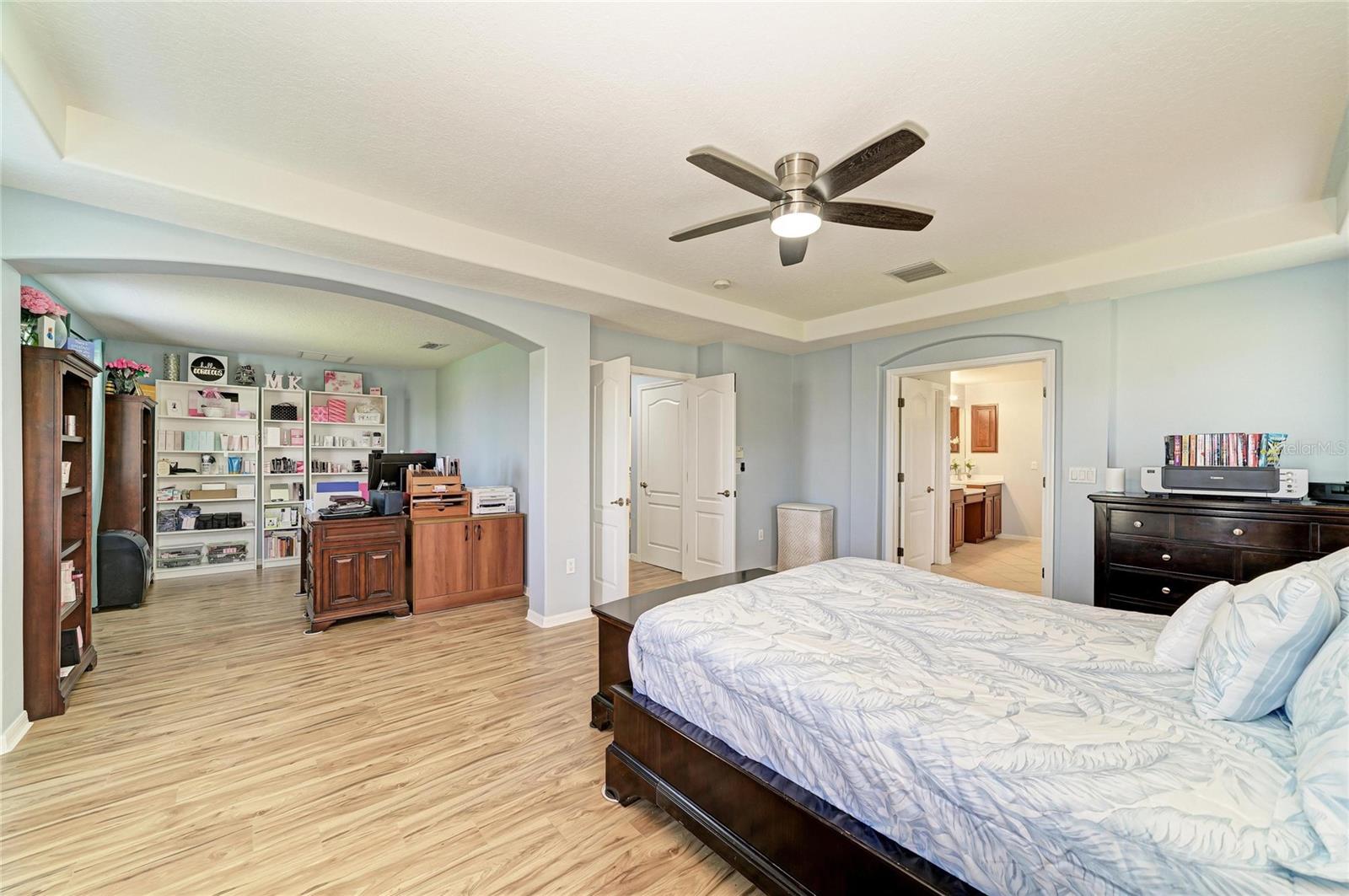 Image 28 of 56 For 9035 Willowbrook Circle