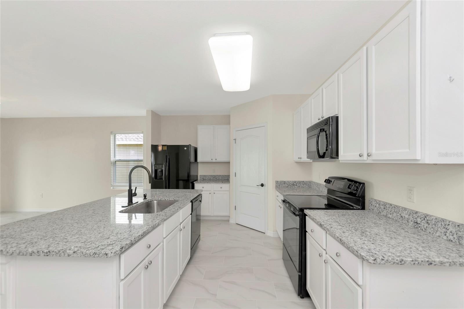 Image 10 of 35 For 15517 Rose Grove Drive