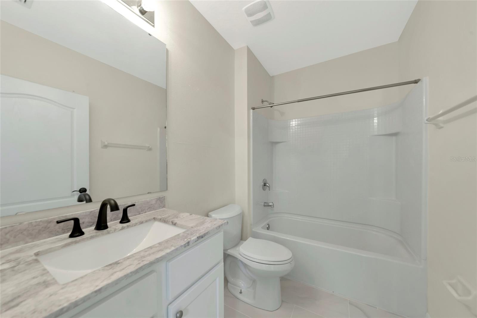 Image 13 of 35 For 15517 Rose Grove Drive