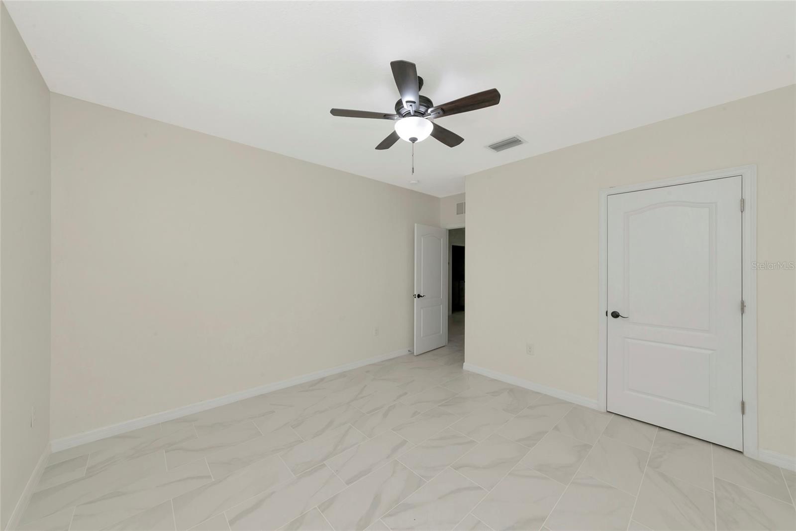 Image 16 of 35 For 15517 Rose Grove Drive