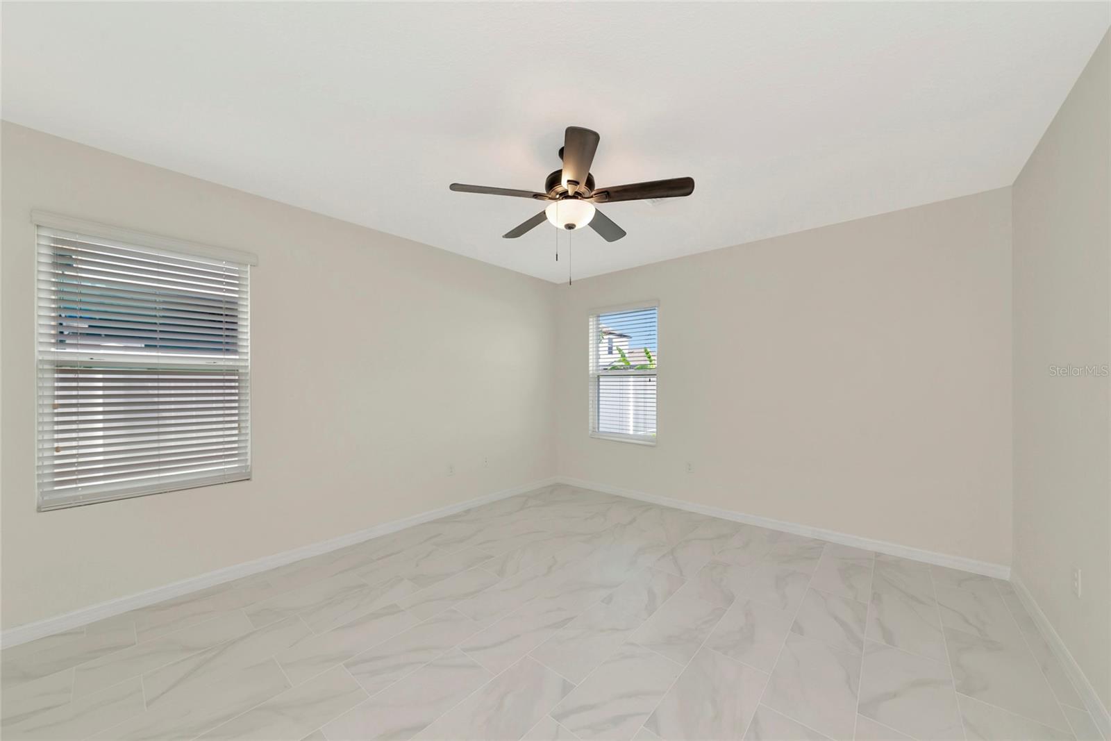 Image 23 of 35 For 15517 Rose Grove Drive