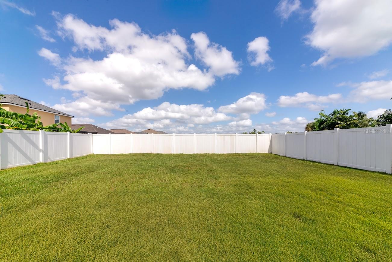 Image 5 of 35 For 15517 Rose Grove Drive