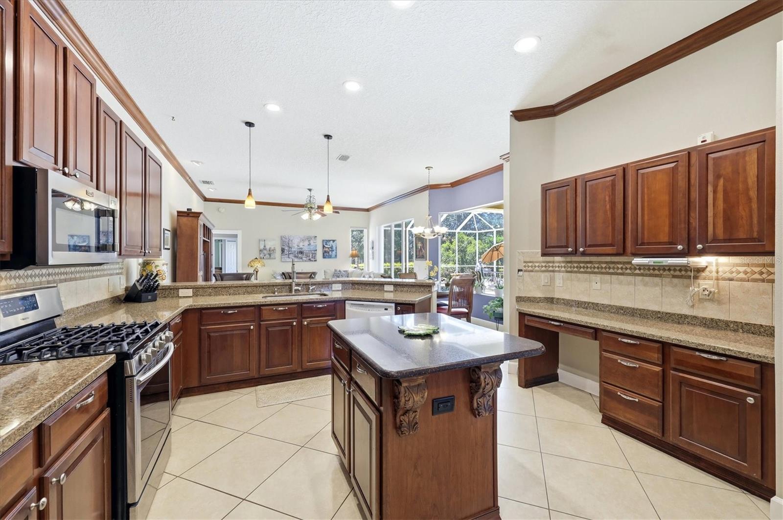 Image 10 of 40 For 7210 Switchgrass Trail