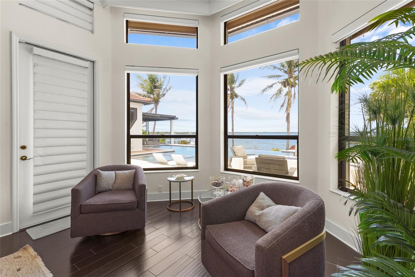 Image 24 of 72 For 7610 Desoto Memorial Highway