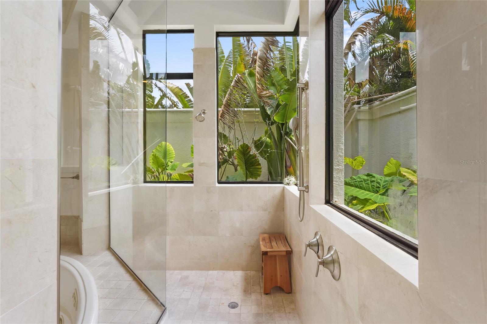 Image 28 of 72 For 7610 Desoto Memorial Highway