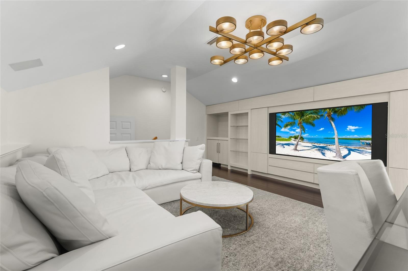 Image 38 of 72 For 7610 Desoto Memorial Highway