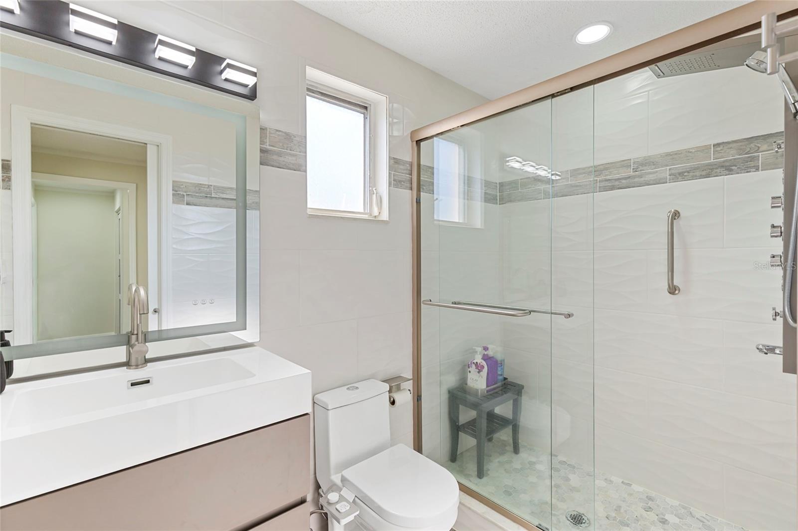 Image 13 of 29 For 5623 80th Street N 316