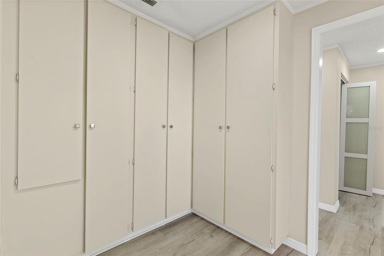 Image 16 of 29 For 5623 80th Street N 316