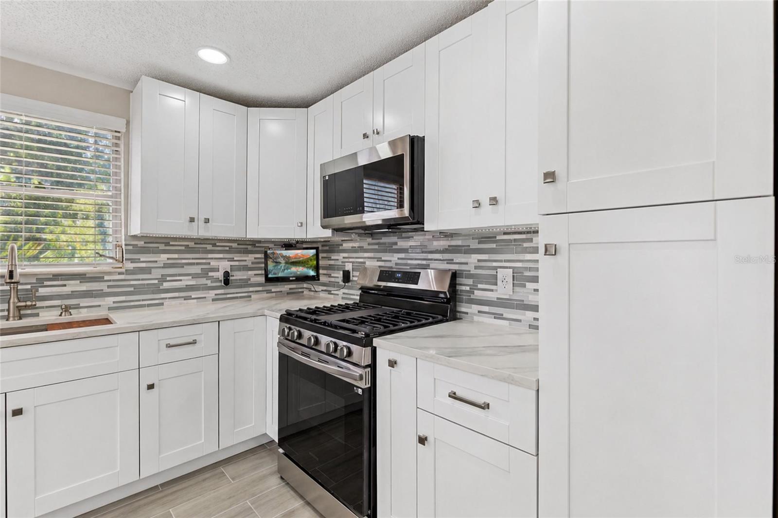 Image 3 of 29 For 5623 80th Street N 316