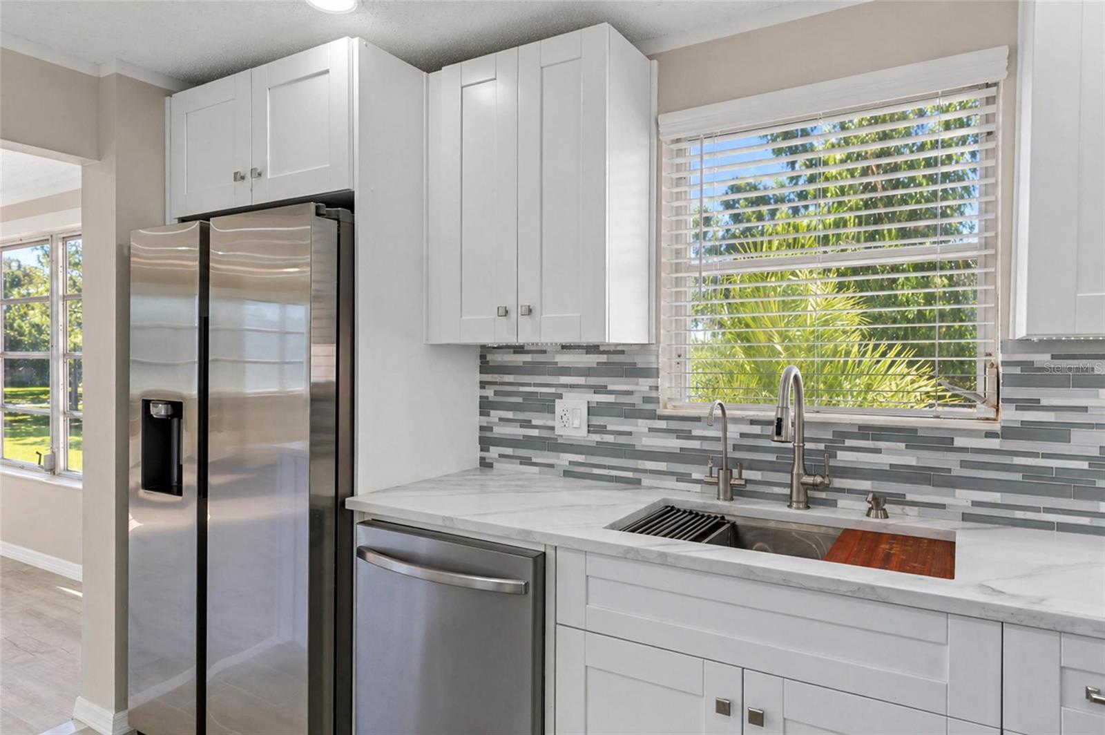 Image 5 of 29 For 5623 80th Street N 316