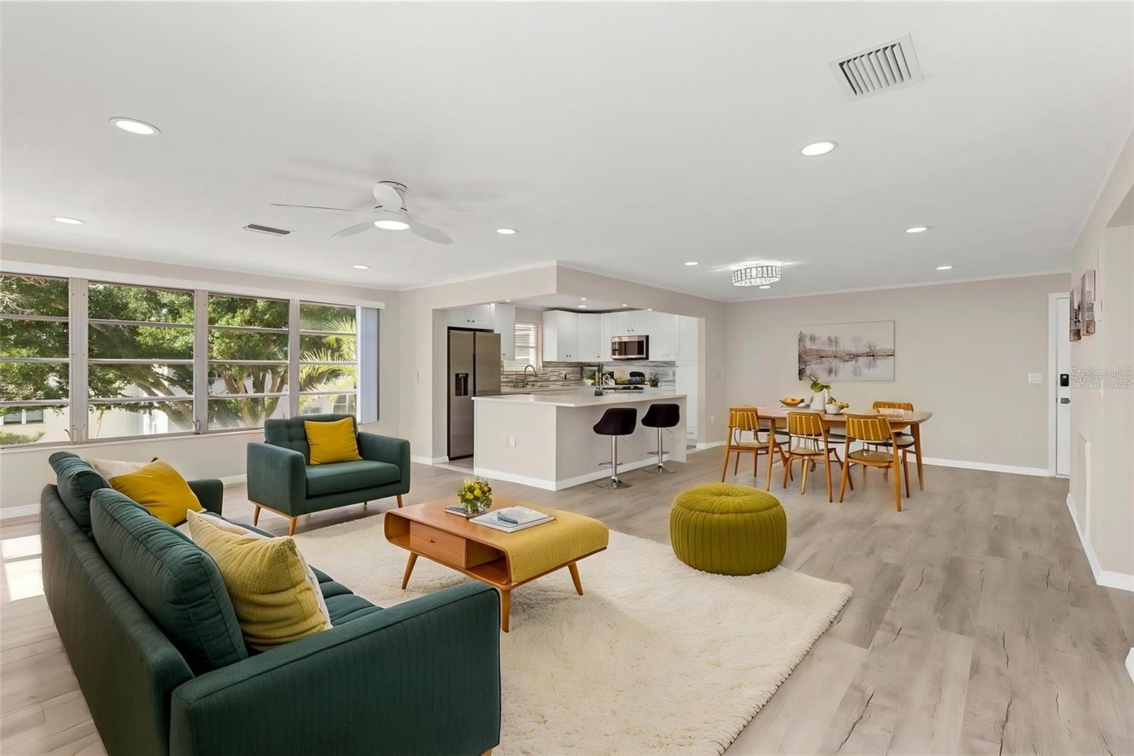 Image 7 of 29 For 5623 80th Street N 316