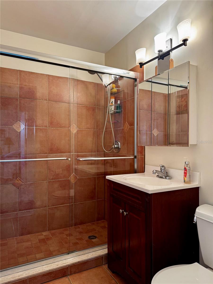 Image 9 of 10 For 2559 Arlington Street