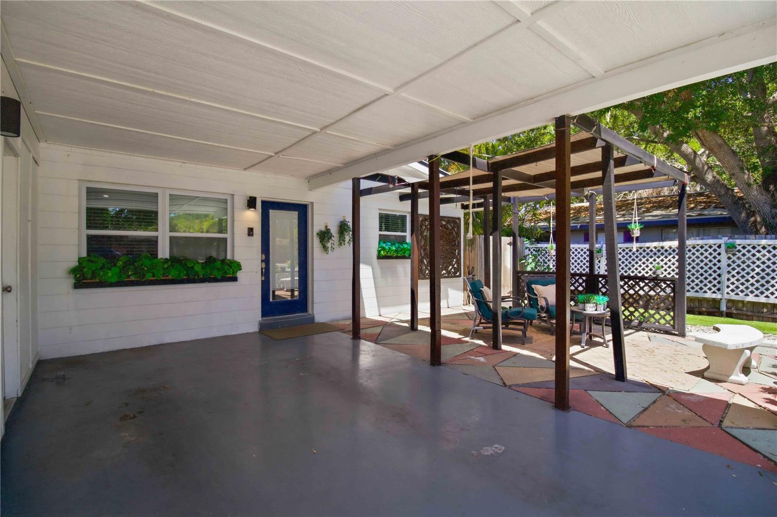 Image 2 of 33 For 2565 Browning Street