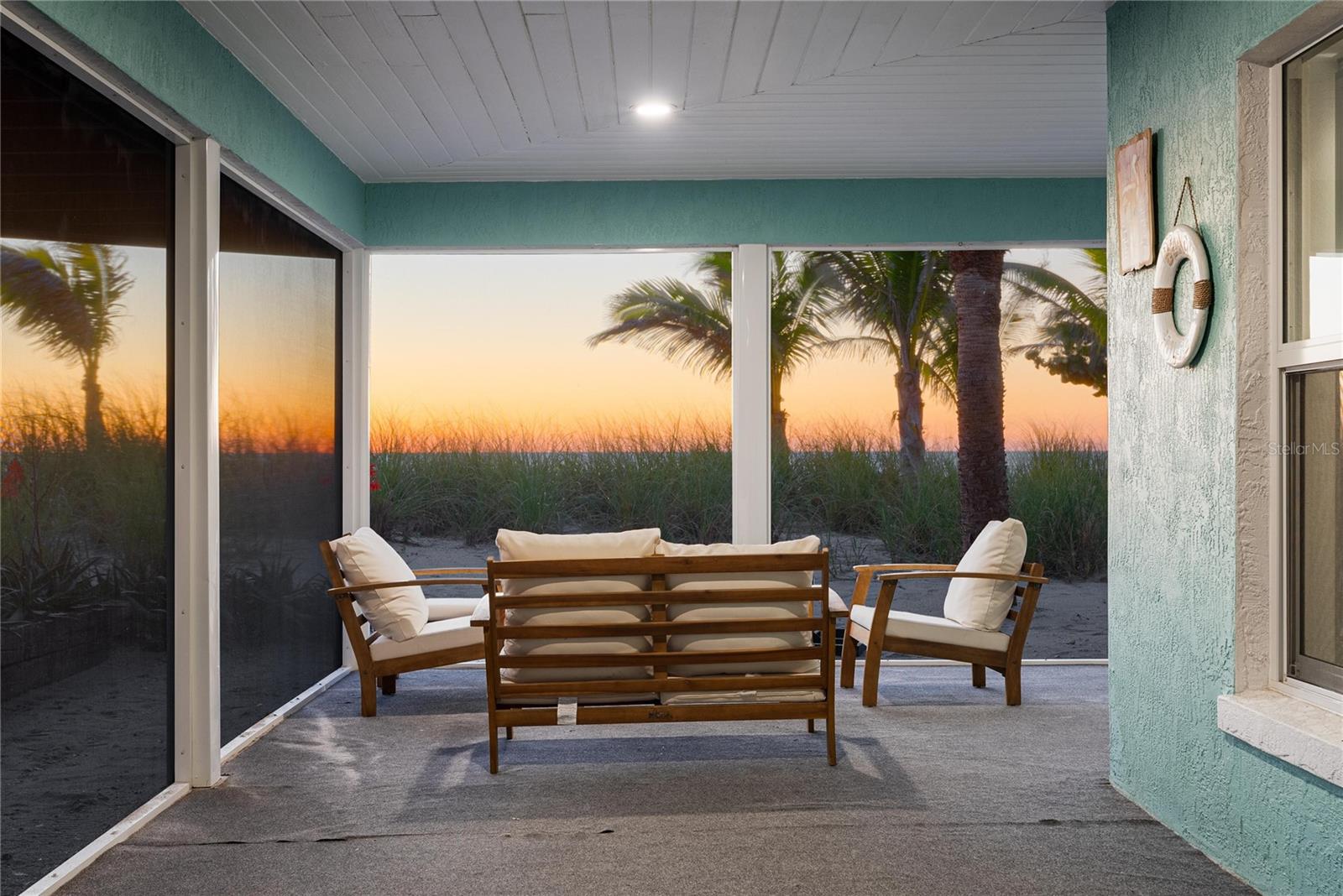 Image 13 of 99 For 2630 Beach Road