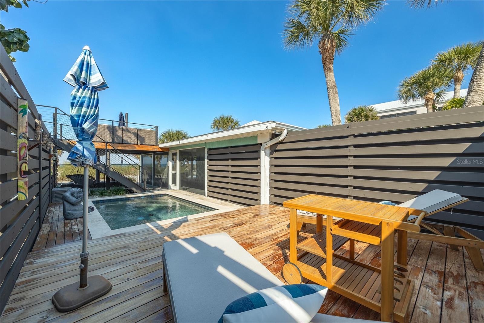Image 18 of 99 For 2630 Beach Road