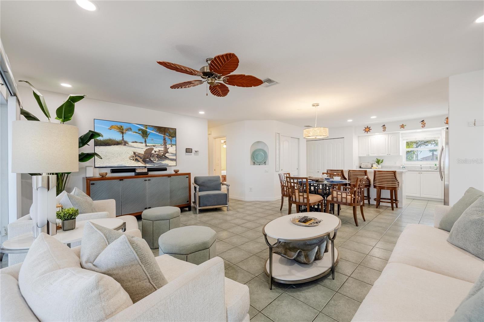 Image 36 of 99 For 2630 Beach Road