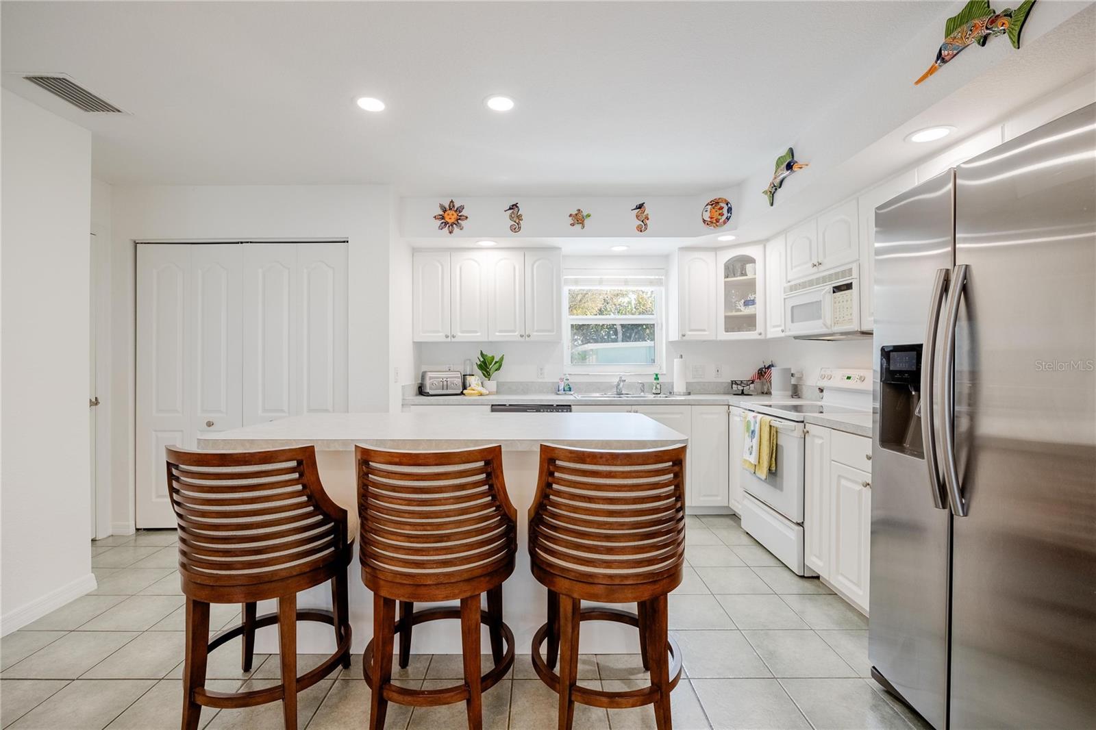 Image 41 of 99 For 2630 Beach Road