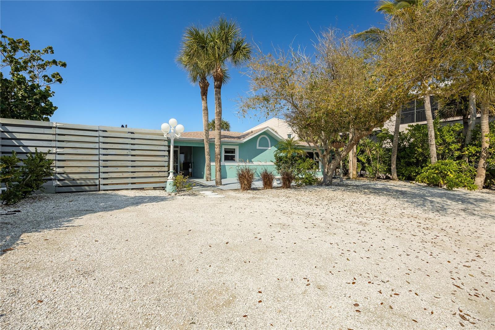 Image 64 of 99 For 2630 Beach Road