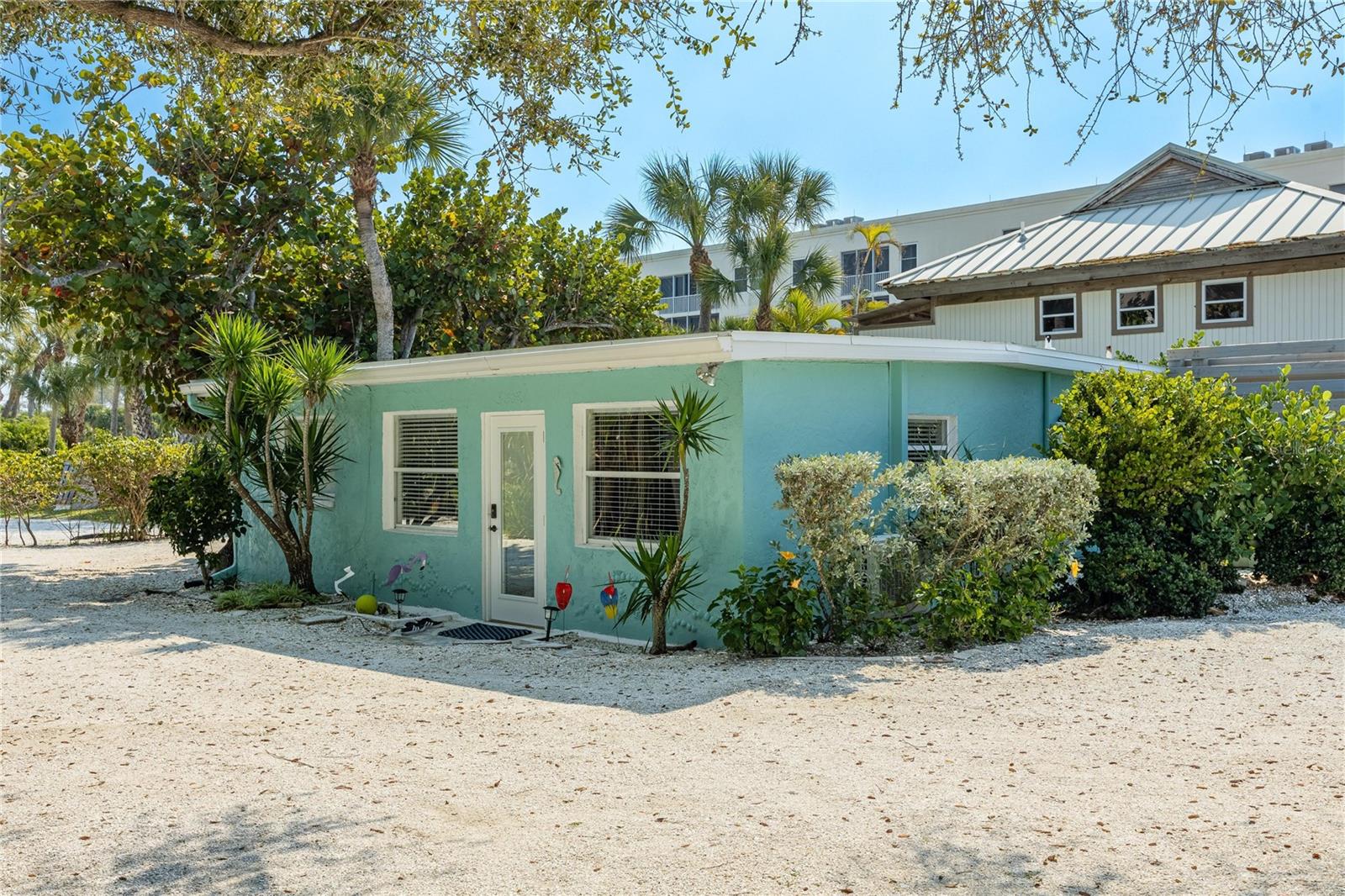 Image 68 of 99 For 2630 Beach Road