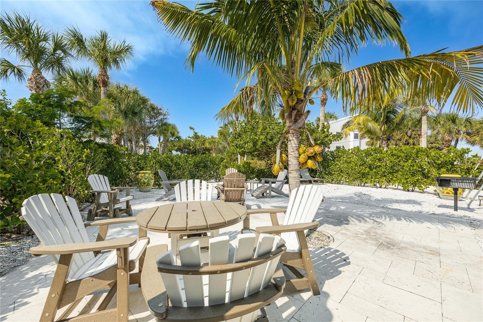 Image 72 of 99 For 2630 Beach Road