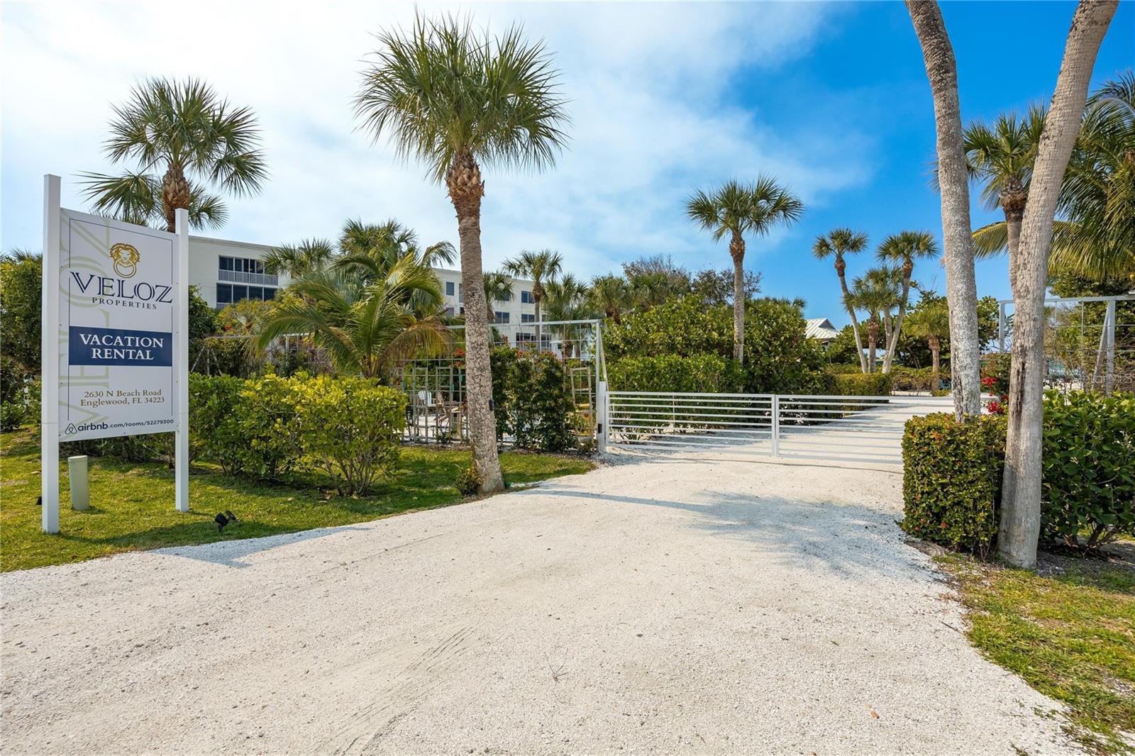 Image 74 of 99 For 2630 Beach Road