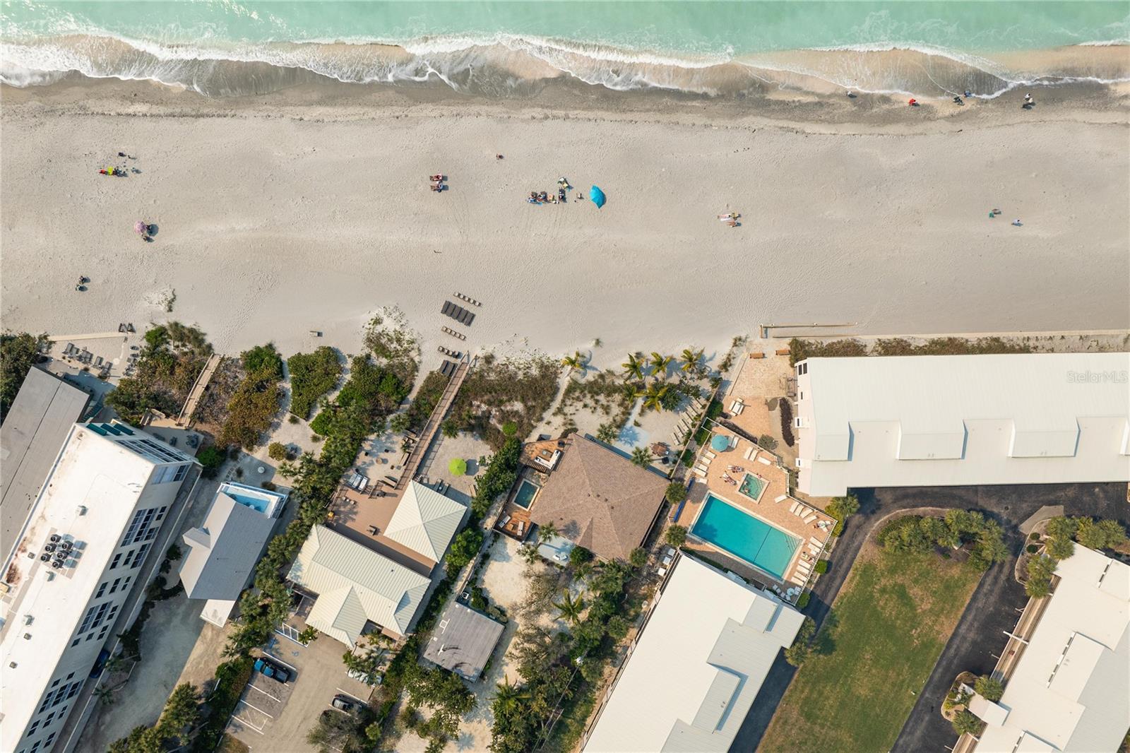 Image 75 of 99 For 2630 Beach Road