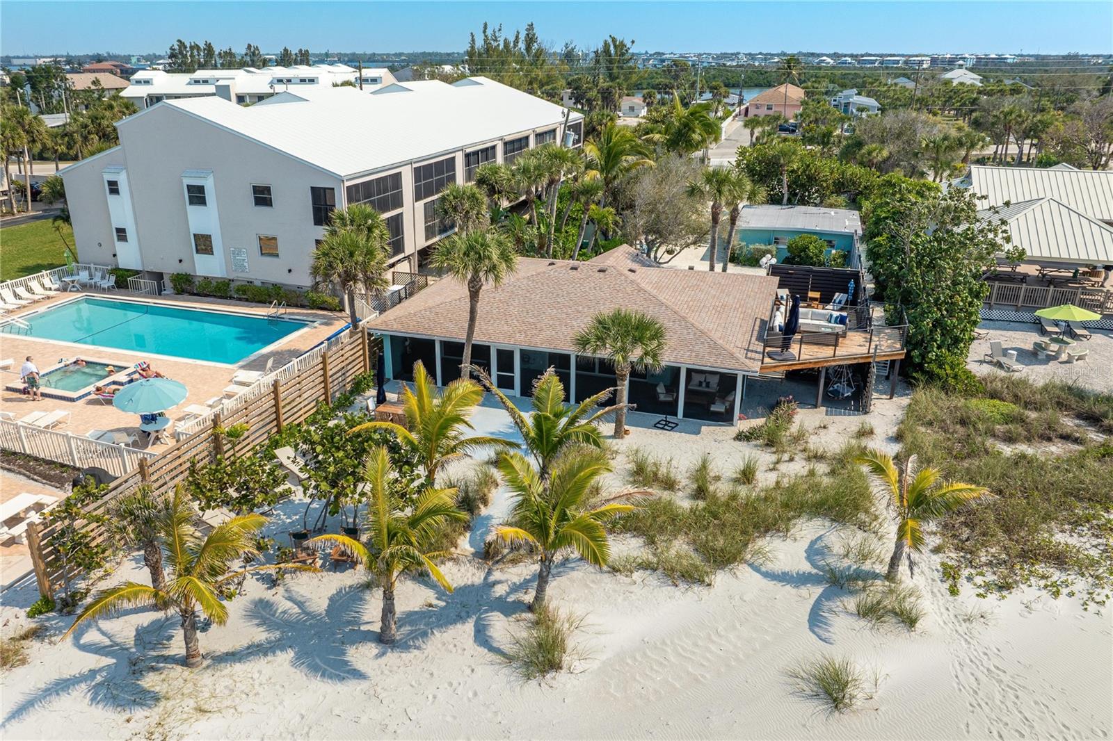 Image 86 of 99 For 2630 Beach Road