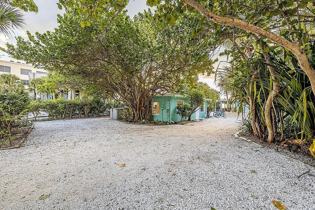 Image 87 of 99 For 2630 Beach Road