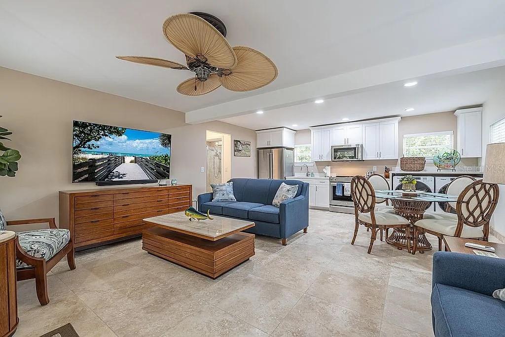 Image 90 of 99 For 2630 Beach Road