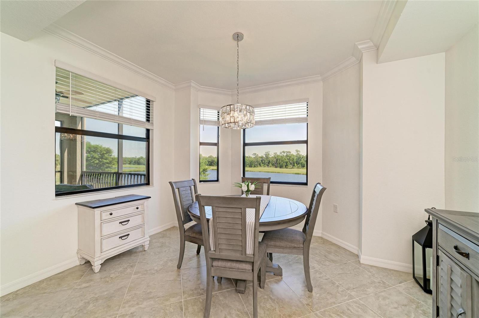 Image 20 of 71 For 17520 Gawthrop Drive 202