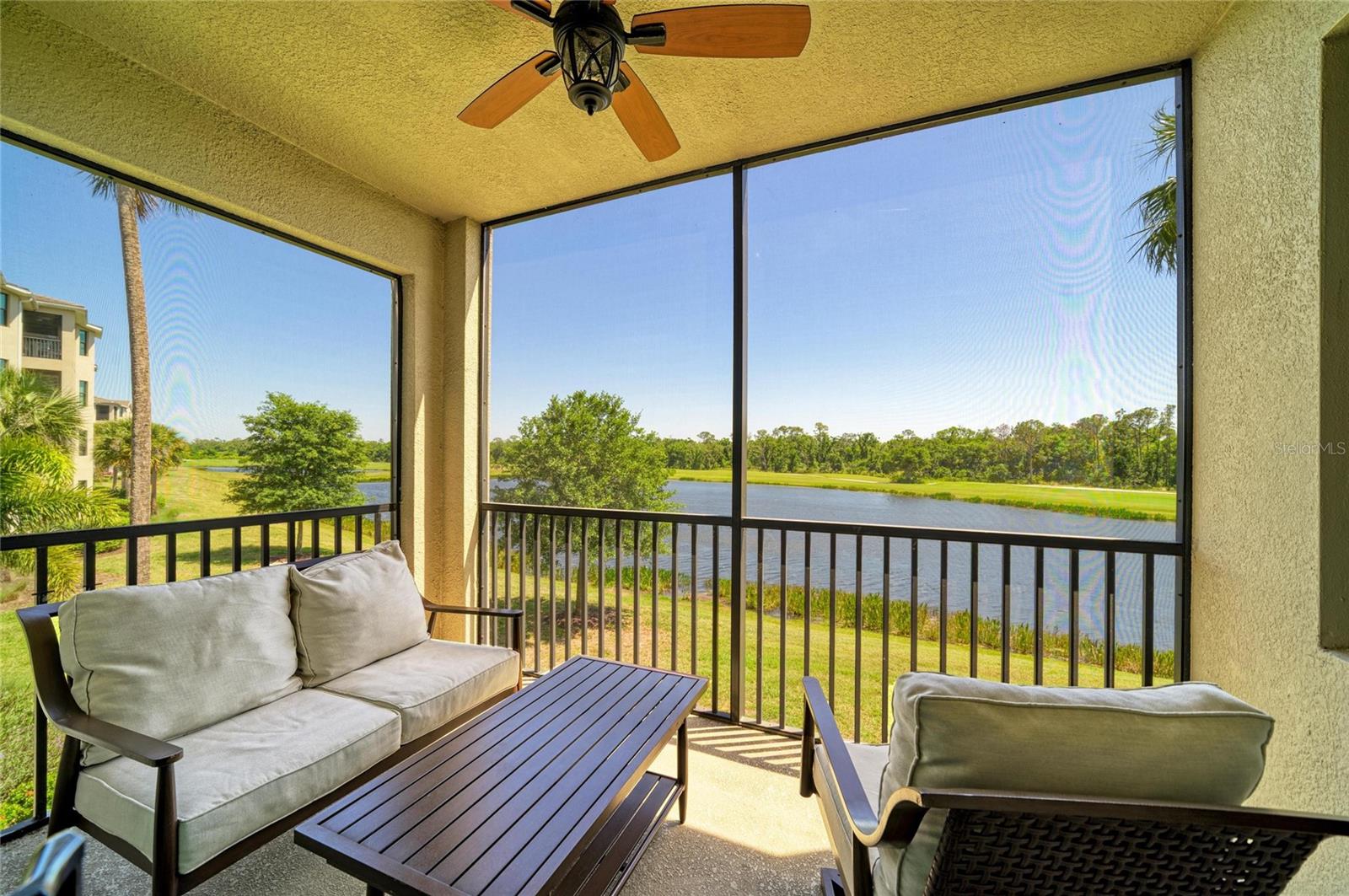 Image 32 of 71 For 17520 Gawthrop Drive 202