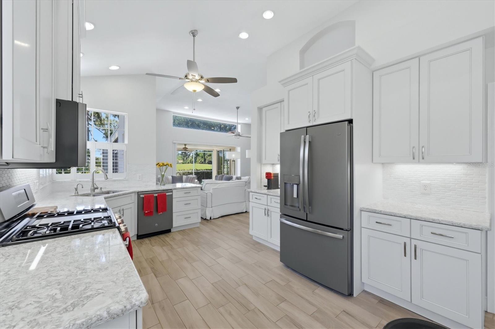 Image 11 of 29 For 7316 Saint Georges Way