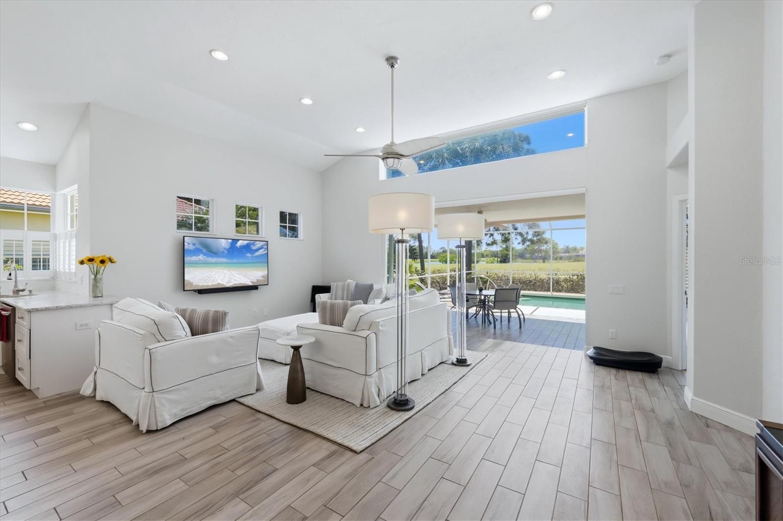 Image 6 of 29 For 7316 Saint Georges Way