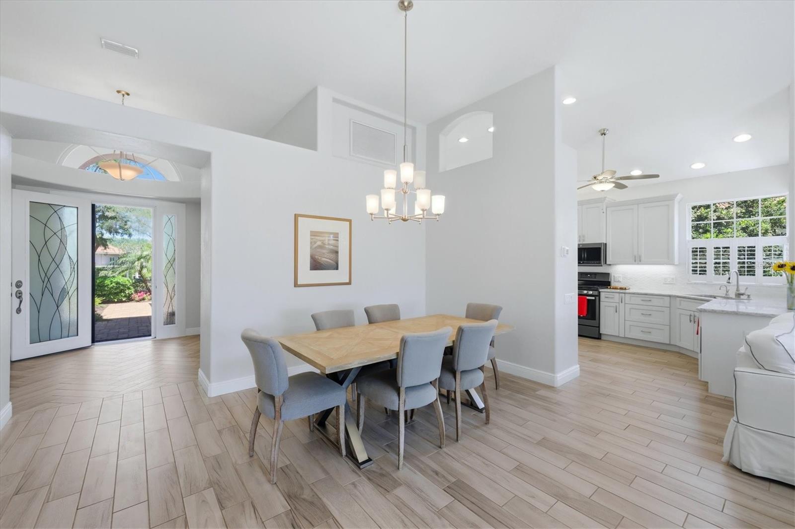 Image 8 of 29 For 7316 Saint Georges Way