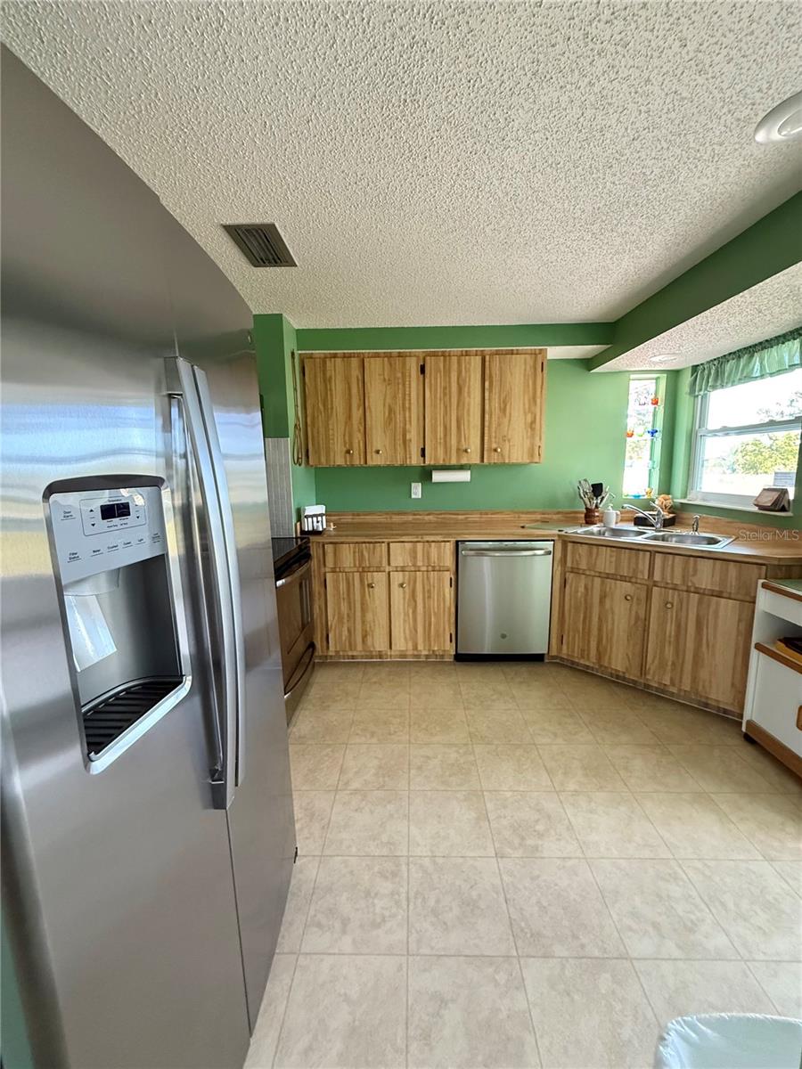 Image 8 of 39 For 12884 Bacchus Road