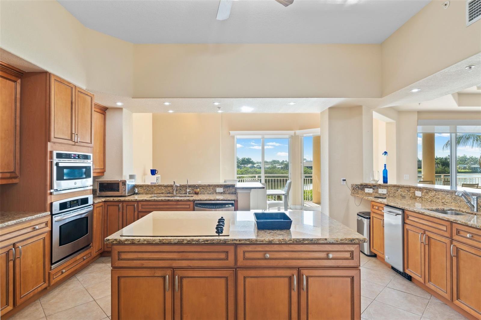 Image 31 of 83 For 6100 Jessie Harbor Drive 202