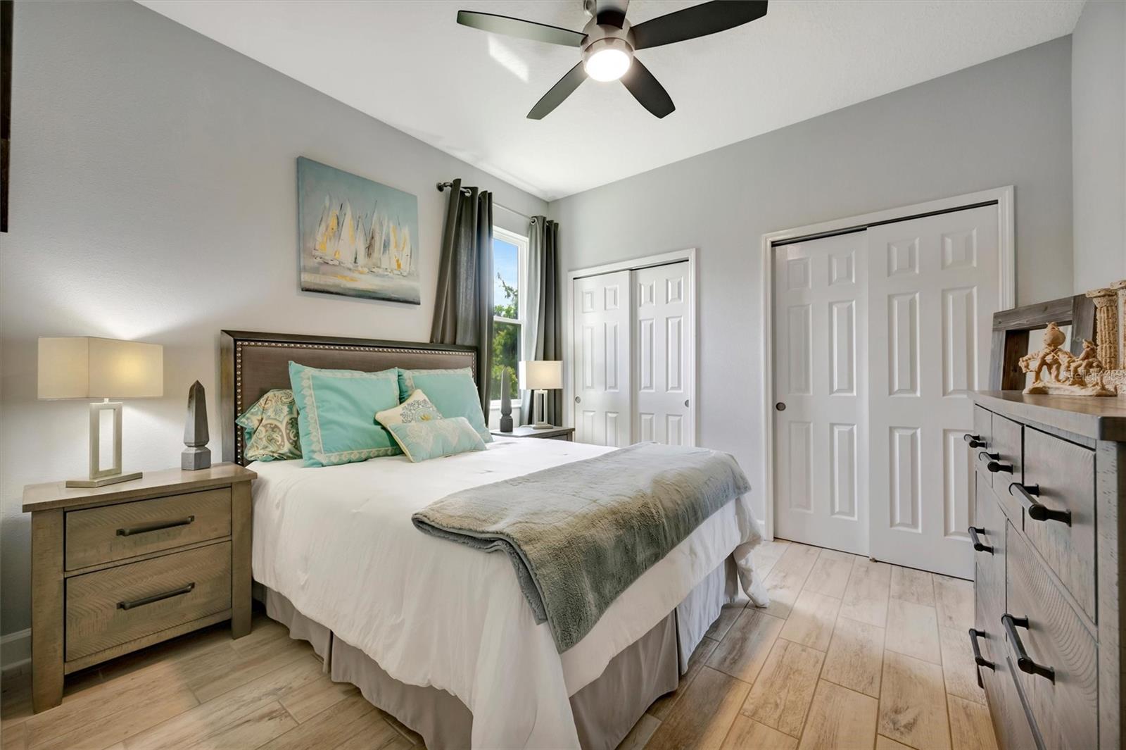 Image 22 of 64 For 5804 49th Court E