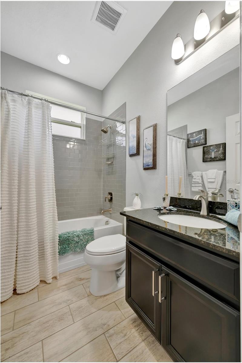 Image 24 of 64 For 5804 49th Court E