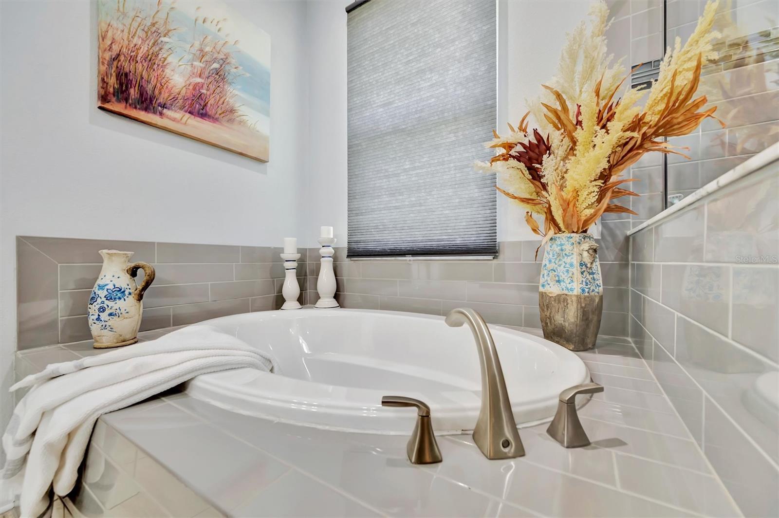 Image 37 of 64 For 5804 49th Court E